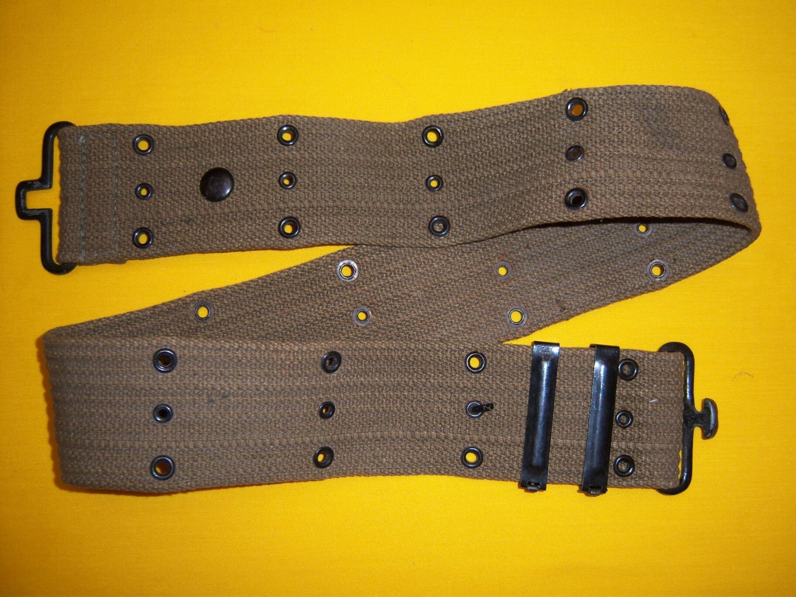 1960s-70s US STYLE WEB PISTOL BELT, MADE IN JAPAN TAGGED Size MED NOS