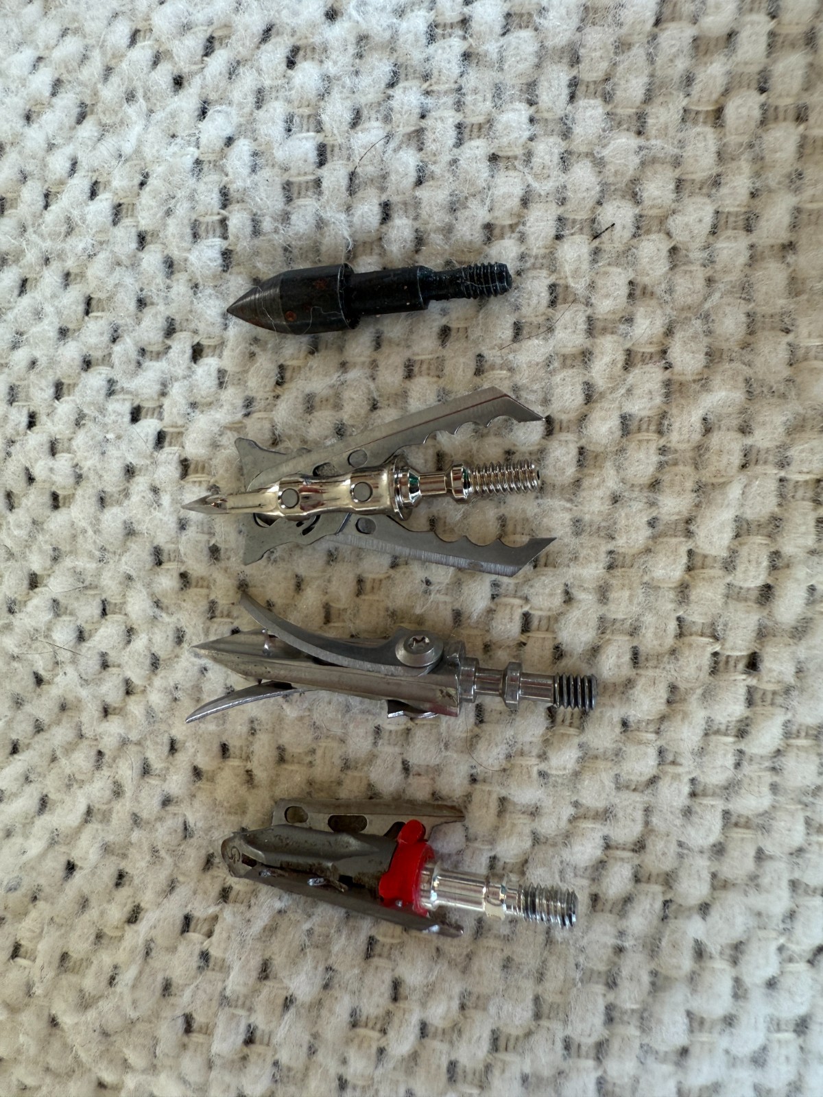 Rage Hypodermic, B3 Exoskeletal, O5 Deadmeat Broadheads