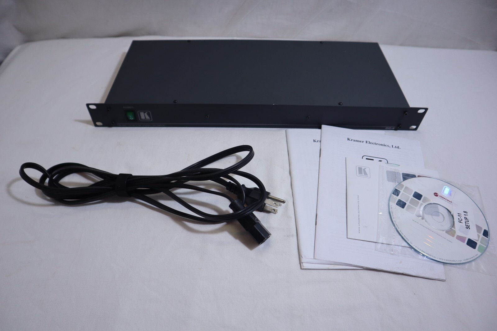 KRAMER QUAD CHANNEL VIDEO ISOLATOR W/WIRED MODEL#OC-4