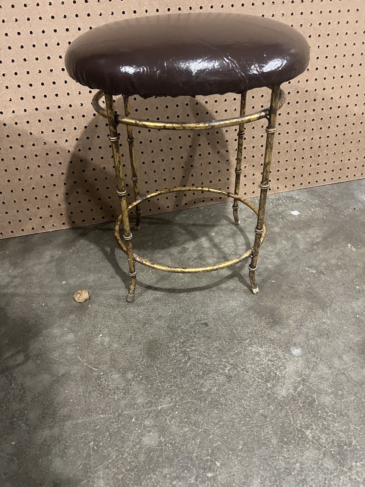 MCM Hollywood Regency style Round Stool Gold Gilt Metal Faux Bamboo Asian Legs