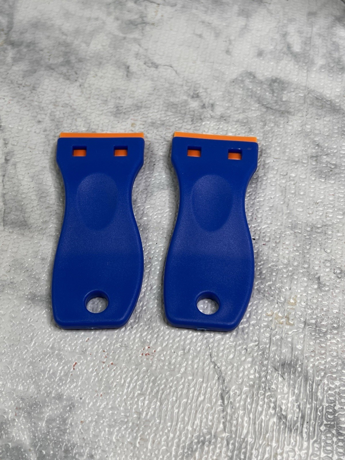 plastic razor blade scraper tool