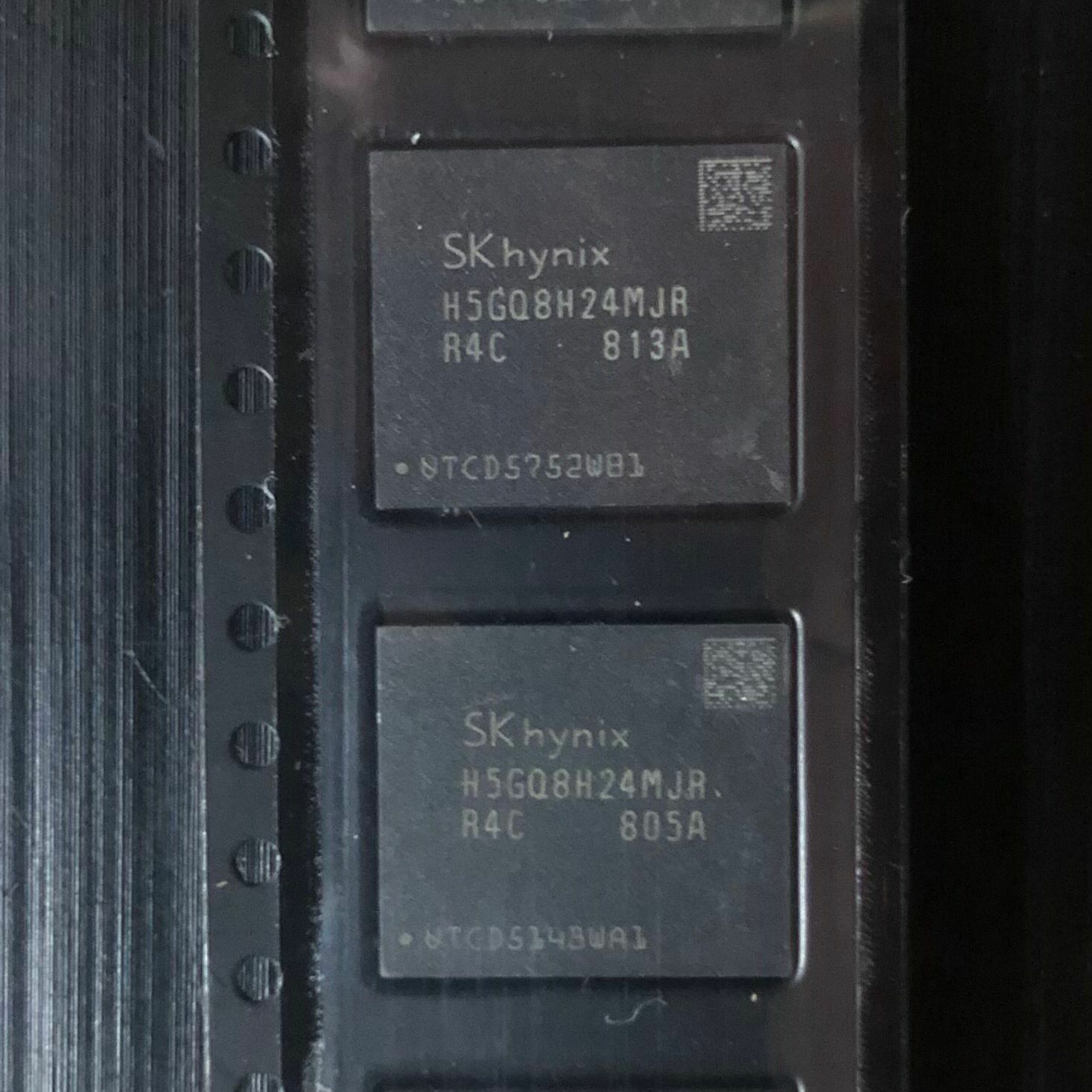 4pcs*  Brand New  H5GQ8H24MJR-R4C  BGA IC Chipset