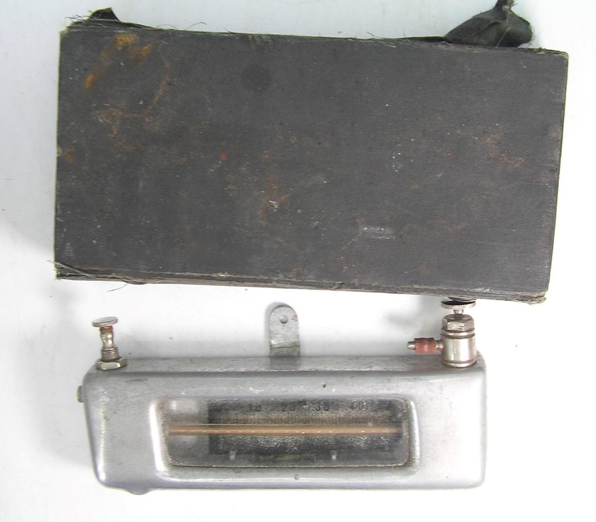 AN ANTIQUE 'THE HAYS CORP' PORTABLE BOILER DRAFT GAUGE IN CASE-USA-VERY GOOD