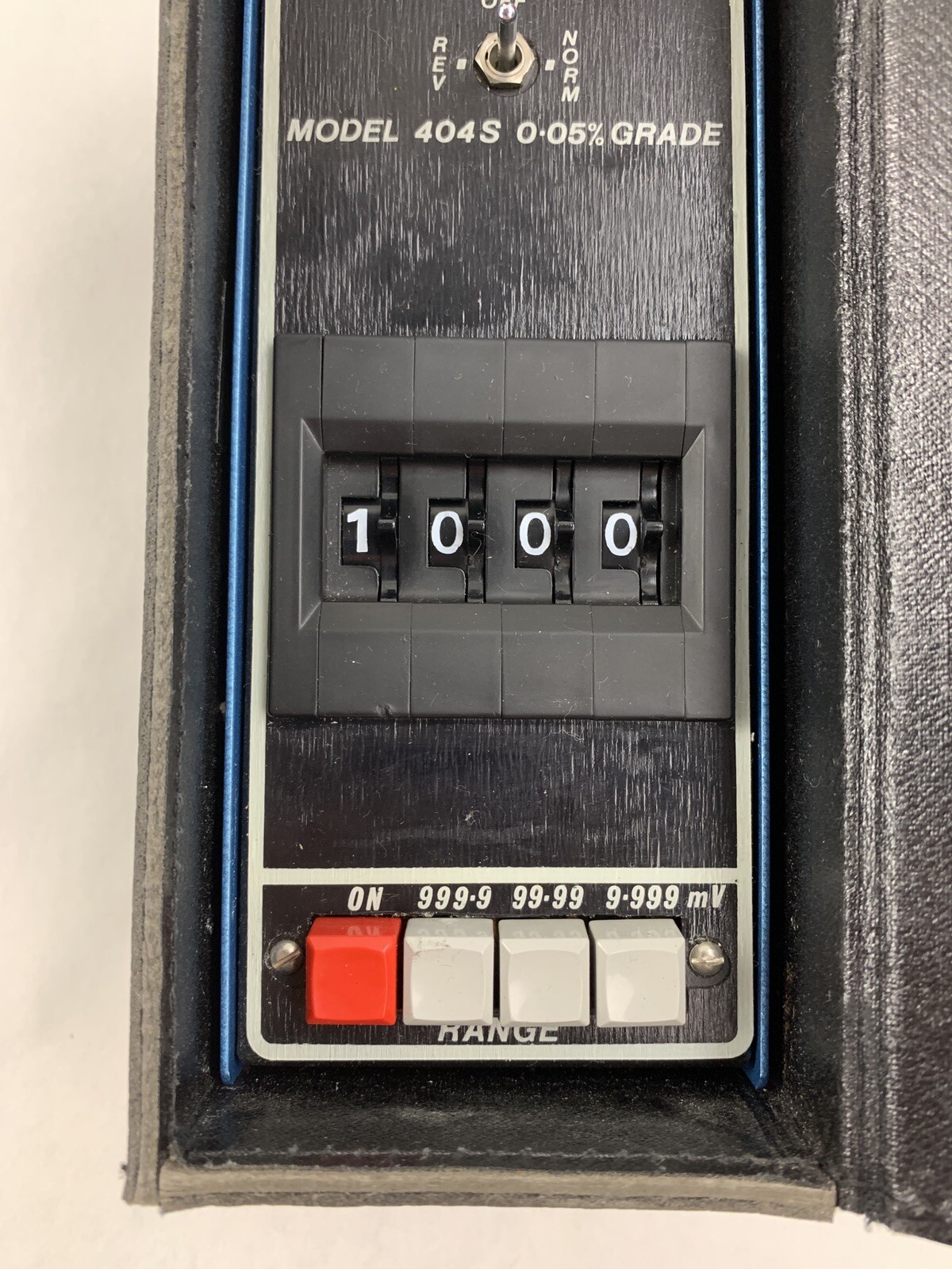 Time Electronics 404S DC Millivolt Multi Function Calibrator W/Case