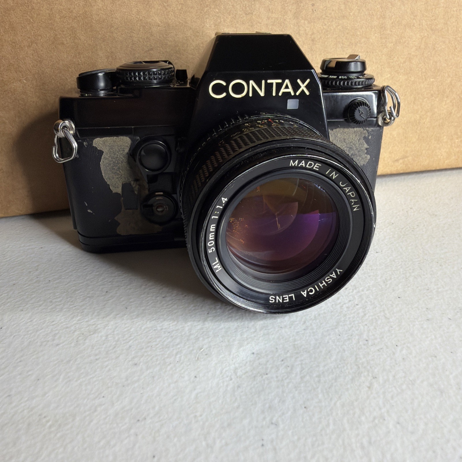 Contax 139 Quartz 35mm Film SLR Camera Body, Black W/Yashica Lens 50 MM 1:14 Jpn