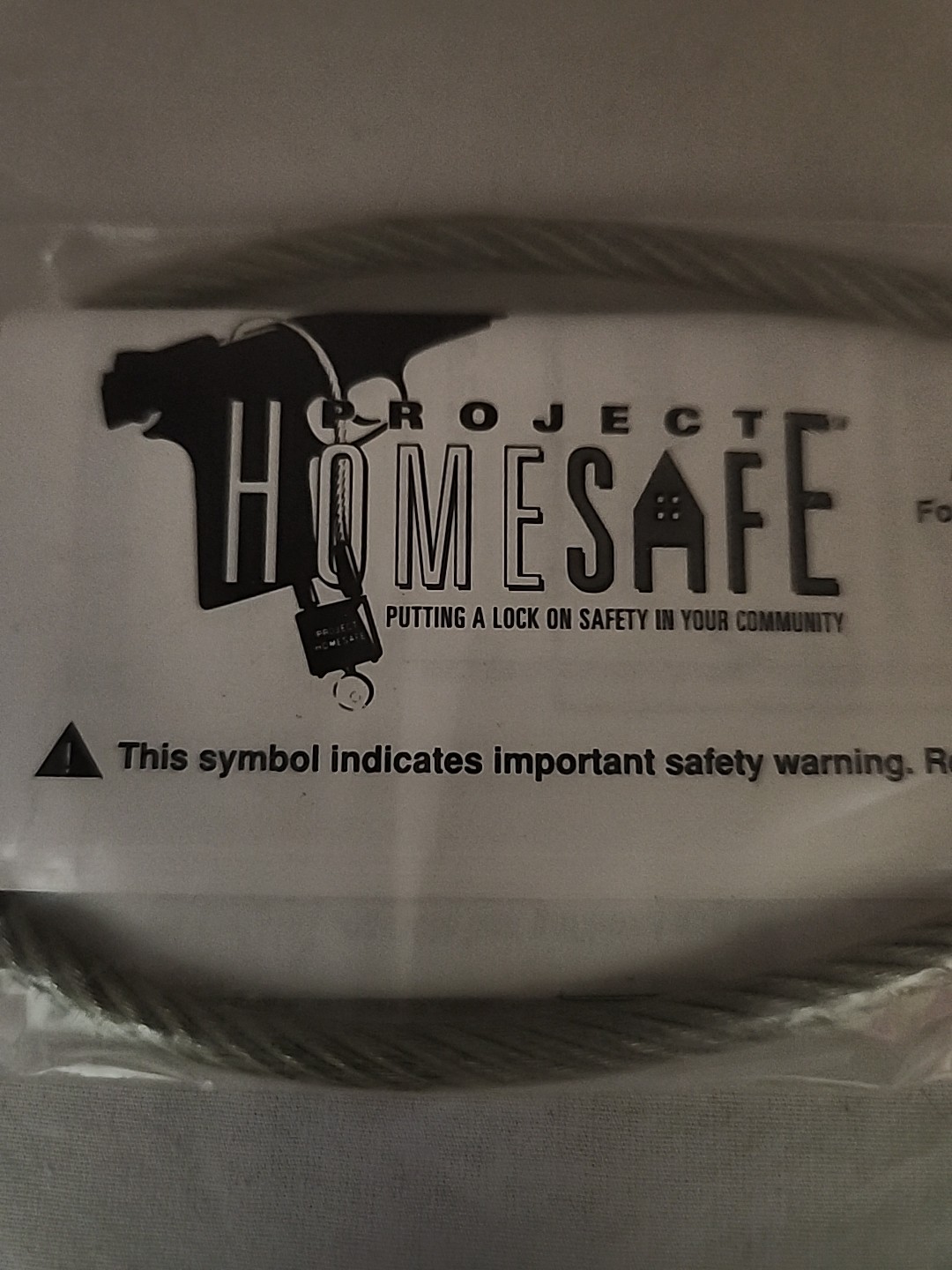 Project Homesafe Gun Safety Lock With 2 Keys in Package