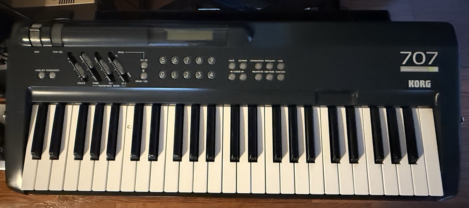 Korg 707 Performance Synthesizer