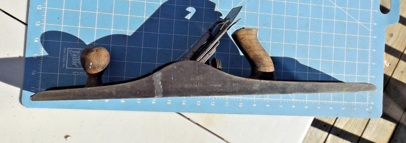 Vintage Lakeside No. 7 Carpenters Wood Plane (damaged)
