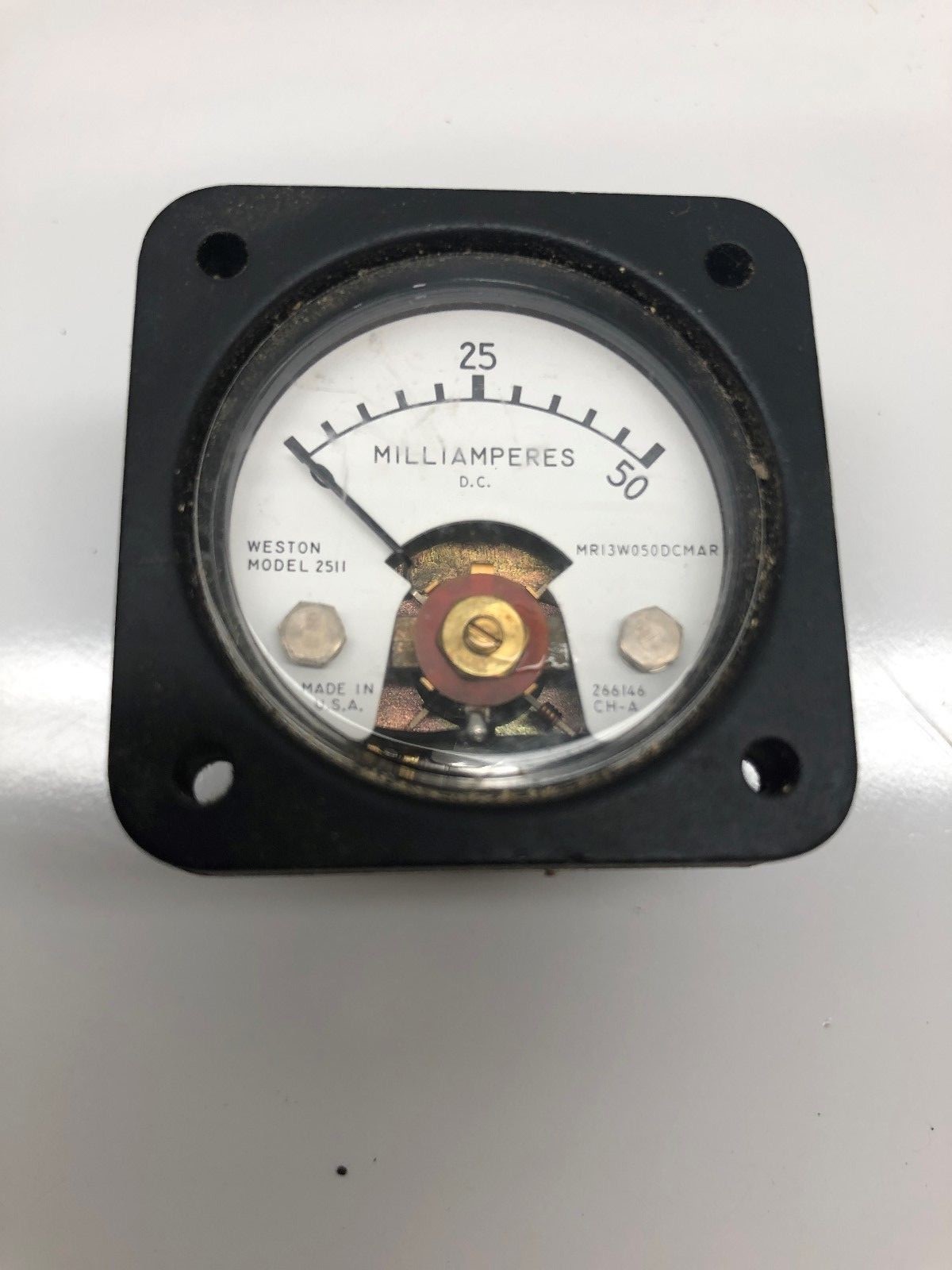WESTON MODEL 2511 MILLIAMPERS GAUGE MILITARY SURPLUS