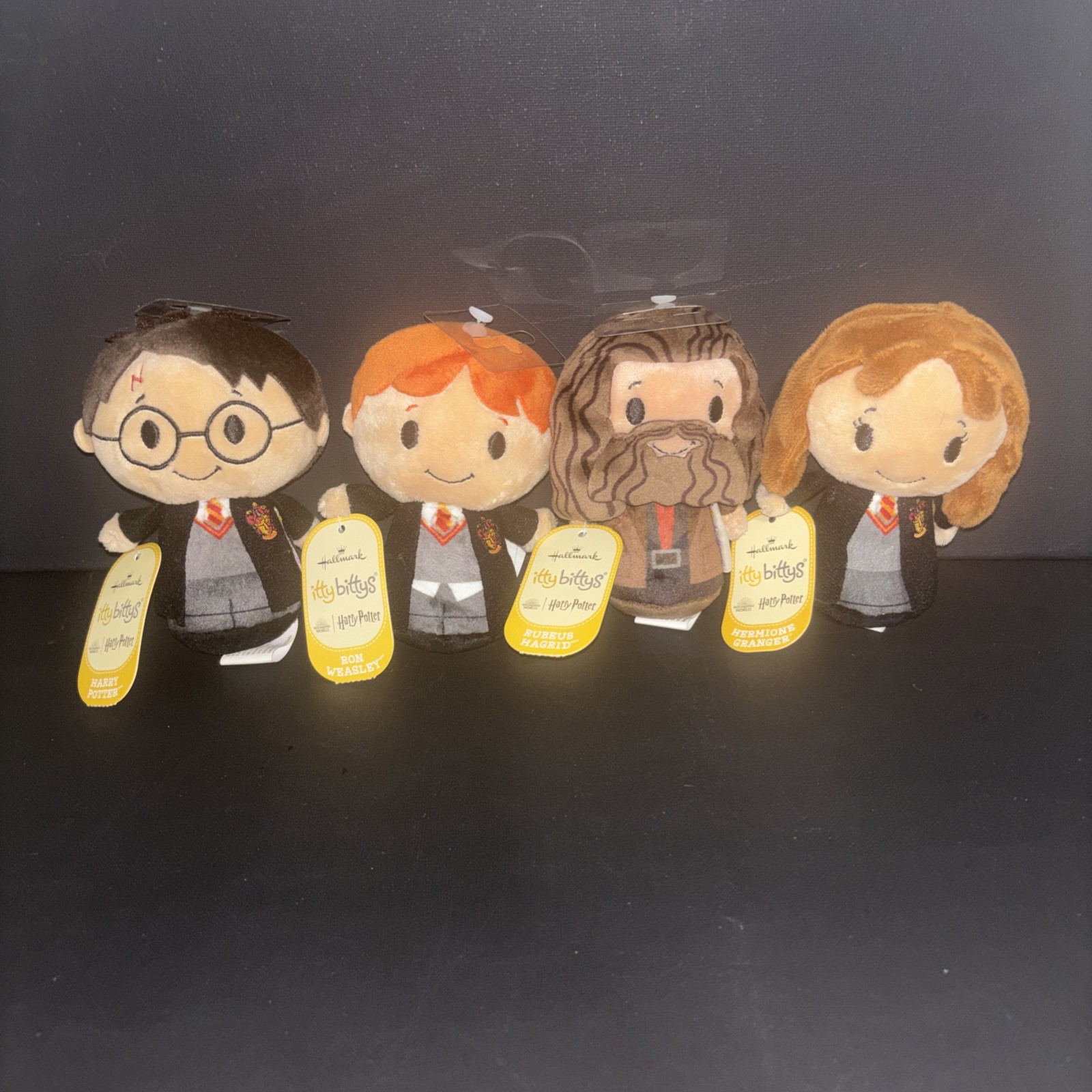 HALLMARK ITTY BITTYS LOT OF 4 - HARRY POTTER, RON, HERMIONE & HAGRID 🆕
