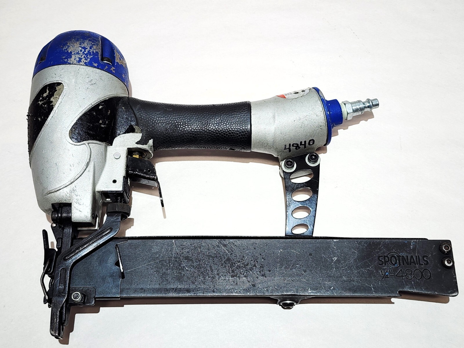 Spotnails WS4840 5/8" - 1-5/8" 18 Ga. 1/4" Narrow Crown Stapler