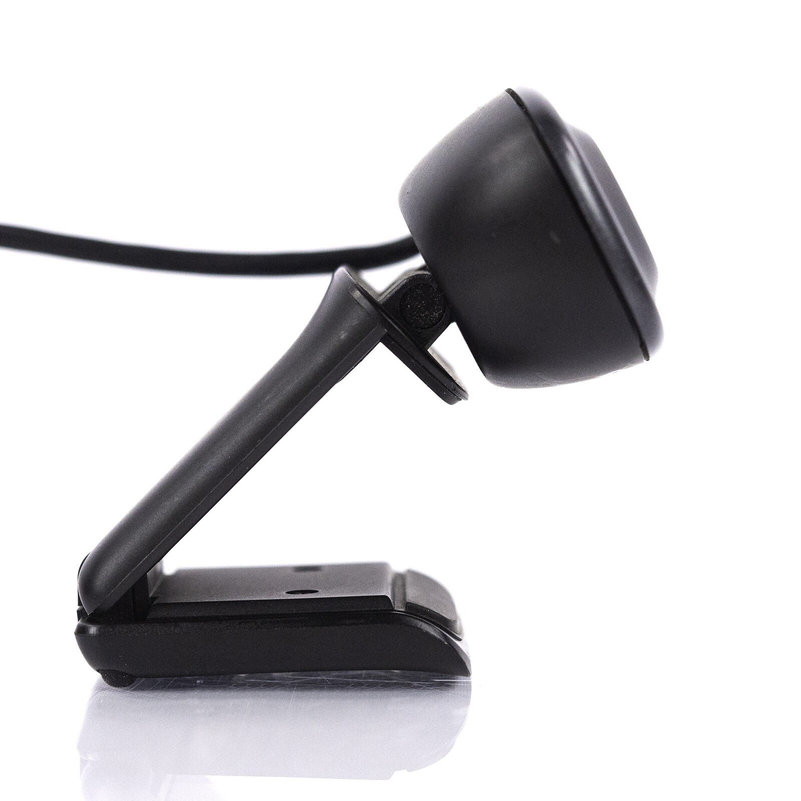 Logitech C310 HD 720p 30FPS USB Wired Webcam w/ Built in Microphone - V-U0015