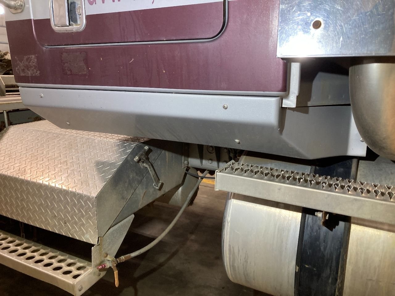 Western Star Trucks 4900FA FIBERGLASS Right/Passenger SLEEPER Panel