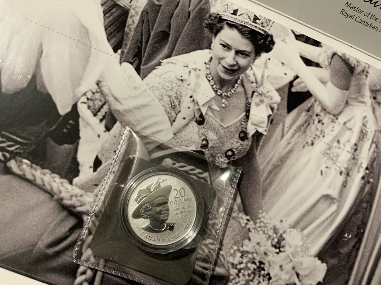 2012 CANADA $20 DOLLARS 1/4 OZ SILVER A CELEBRATION 60 YEARS IN THE MAKING