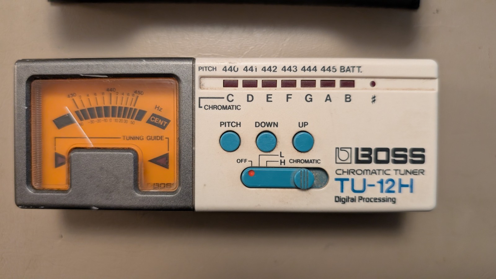 Boss TU-12H Chromatic Tuner