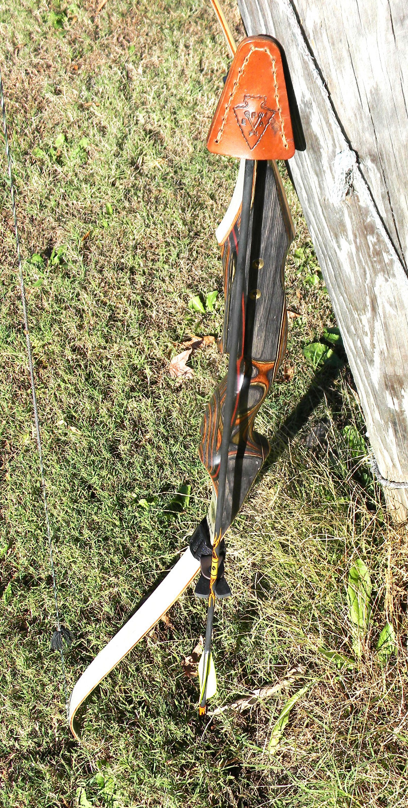 EFA 1 ARROW REDDISH BROWN BOW QUIVER FOR TRADITIONAL RECURVE OR LONGBOW