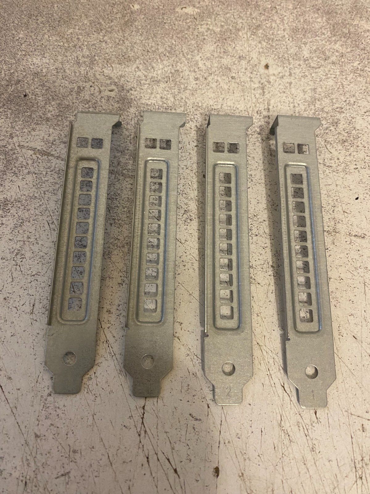 Lot of 4 Dell Optiplex 7040 7050 7060 MT Tower Full Height PCI Blank Slot Covers