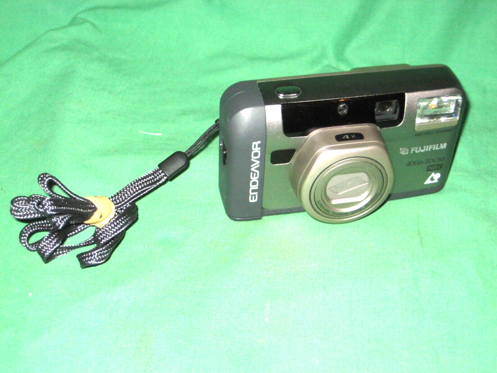 #816- FUJI ENDEAVOR 400xi ZOOM POINT & SHOOT 35MM CAMERA, AF, BUILT-IN FLASH