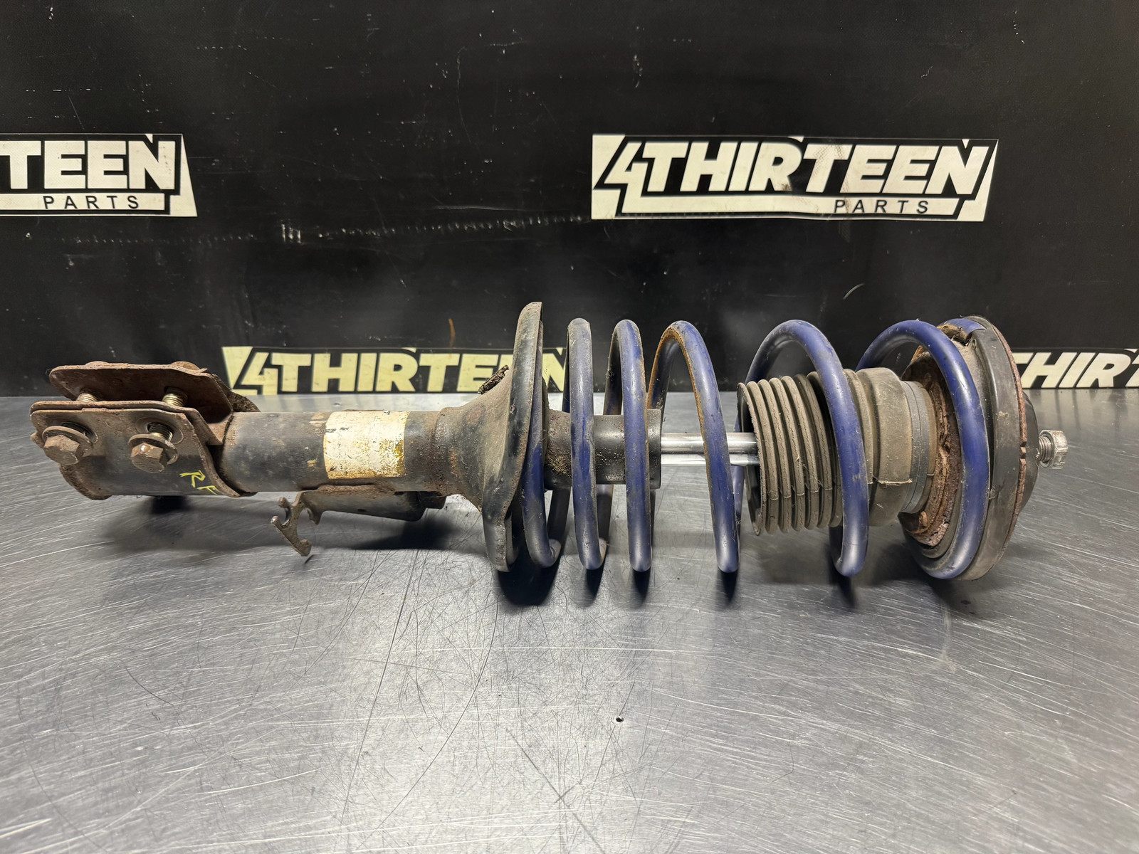 2006 VW GOLF RF PASSENGER STRUT W/ H&R LOWERING SPRING #N467