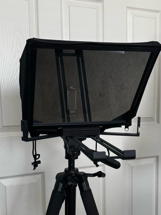 NEEWER X12 Remote Teleprompter (New)