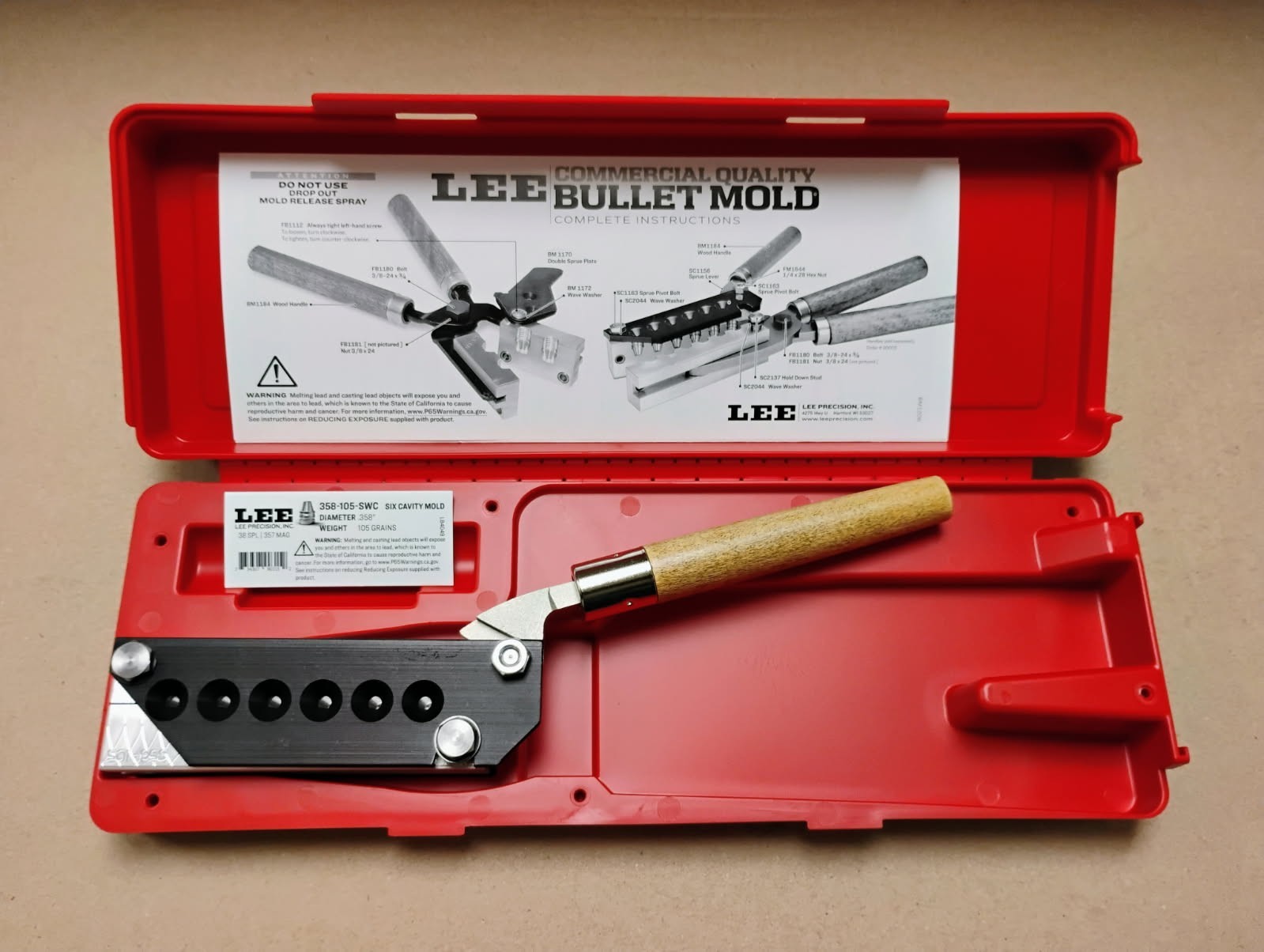 LEE Mold 90315  NEW 6 Cavity Bullet 358-105-SWC 38 Special 357 Magnum 90315