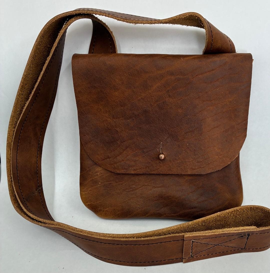 BISON BUFFALO LEATHER MEDIUM SIZED POSSIBLES BAG /POUCH MADE IN THE US FREE SHIP