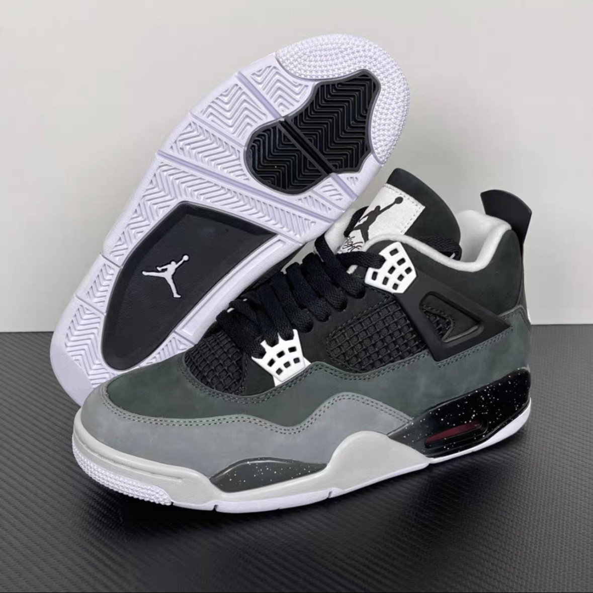 Men's Size Jordan Air Jordan 4 ''Fear'' Basketball Sneaker Shoes