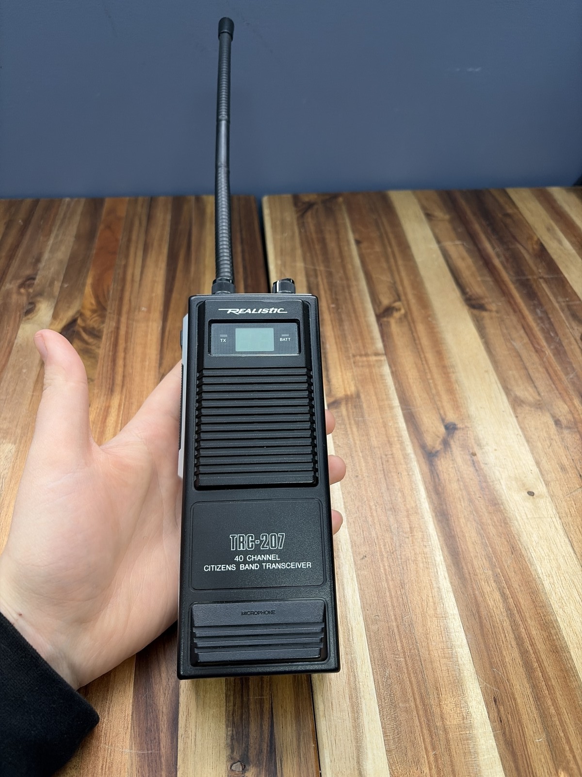 Realistic TRC-207 40 Channel Citizens Band Transceiver Handheld CB Radio