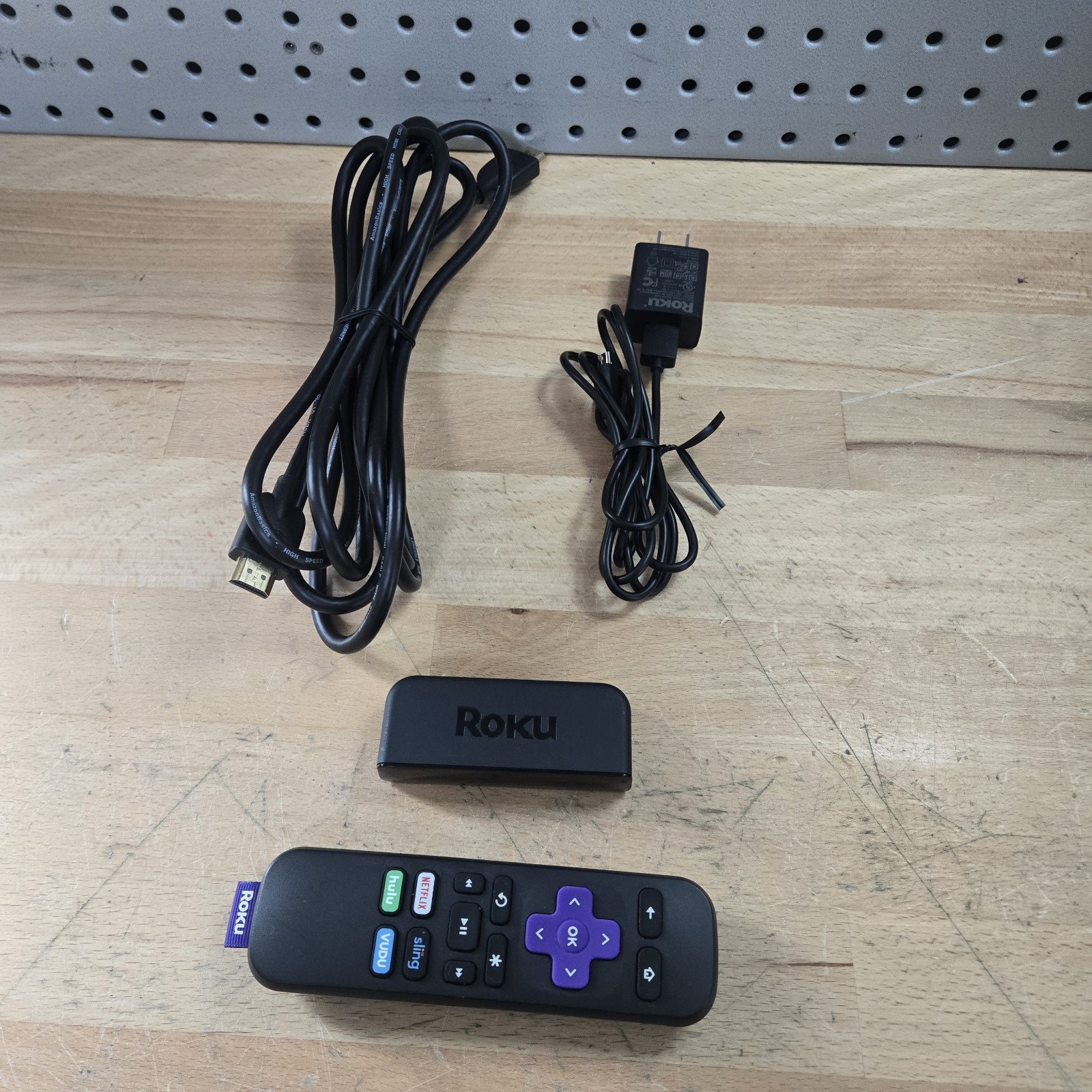 Roku Express 3910X Streaming Device  w/ Original Remote, Power, & HDMI
