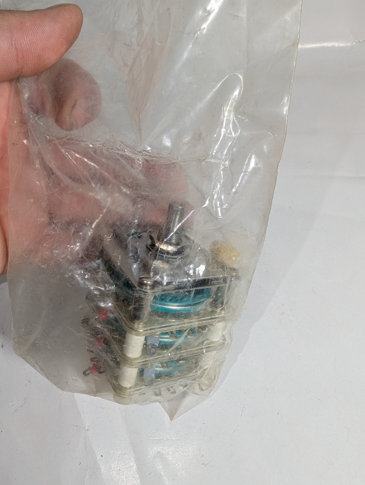 NEW GENUINE ELECTRO SWITCH 2J00A12 ROTARY SWITCH 2J00A12 3DF06 8429