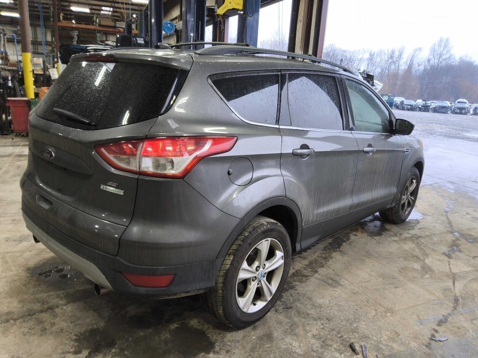 Used Battery Tray fits: 2013 Ford Escape Grade A