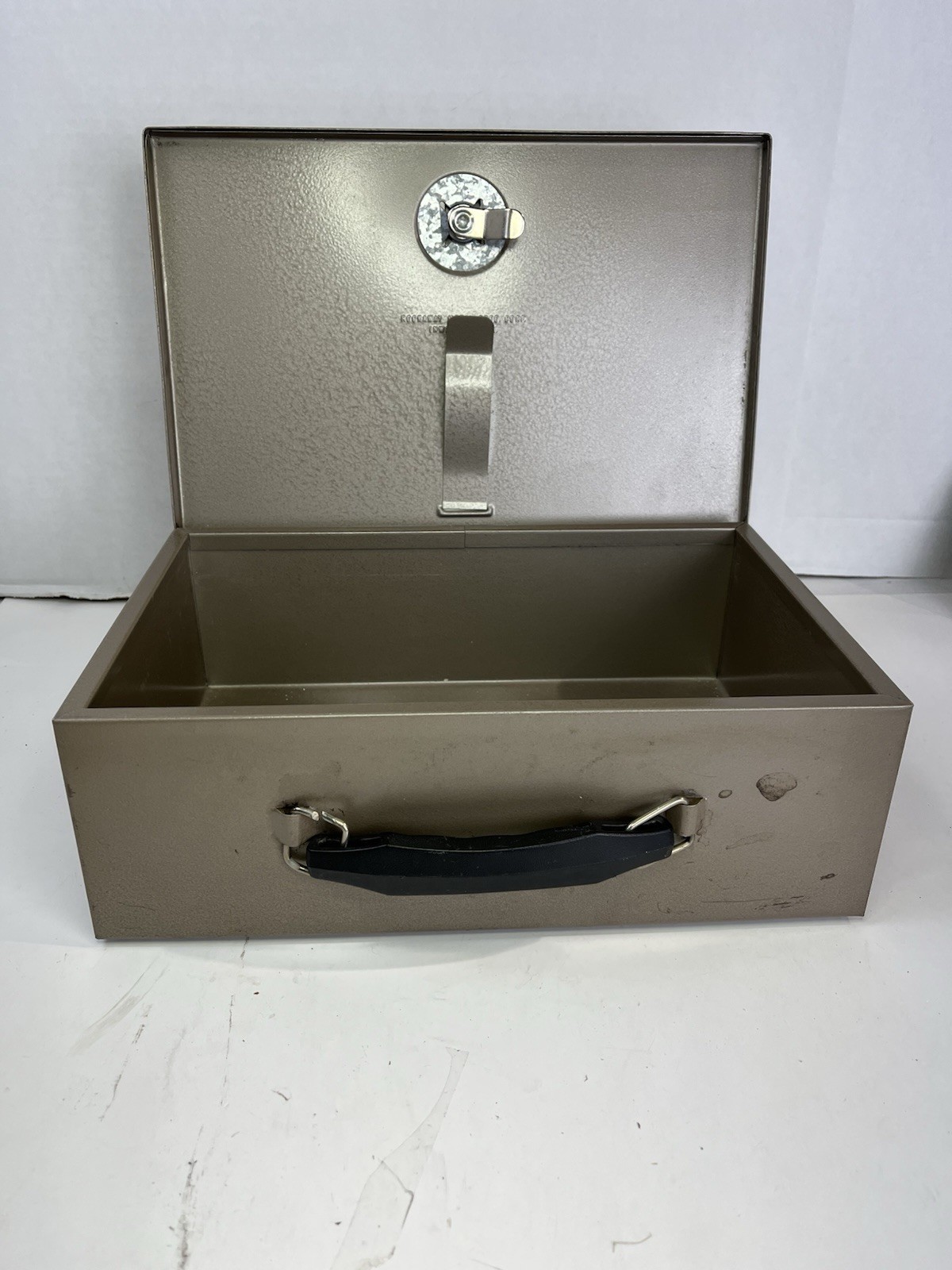 Rockaway Insulated Fire Resistant Safe Document Box Handle Two Keys FL