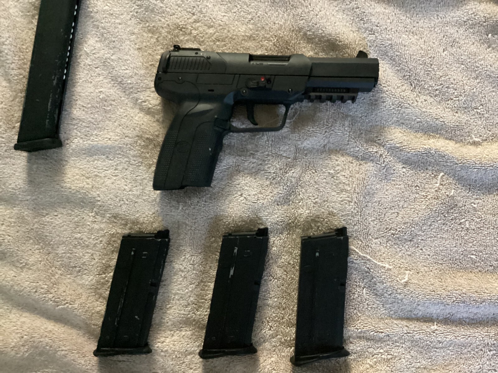 Airsoft M4 Pistols & Gear (G&G)