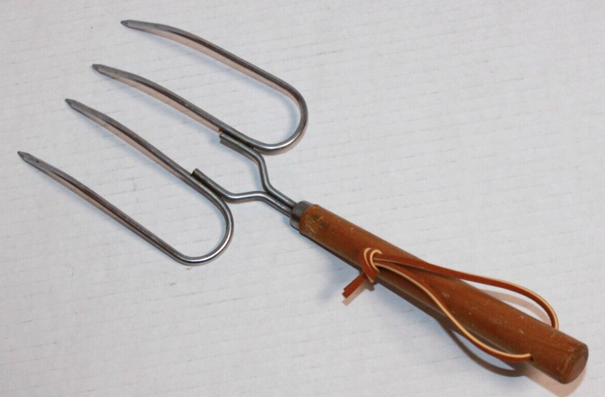 Vintage 4 Prong Turkey Lifter Meat Fork
