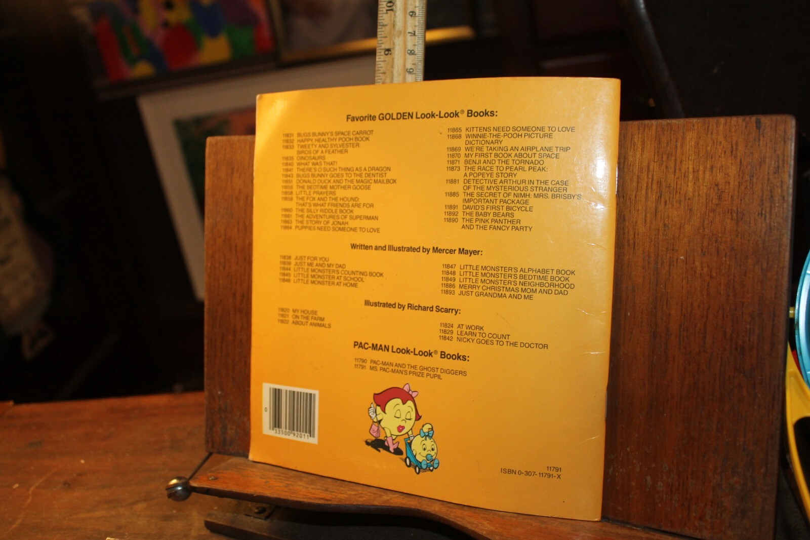1983 Ms. Pac Man Prize Pupil Golden Book