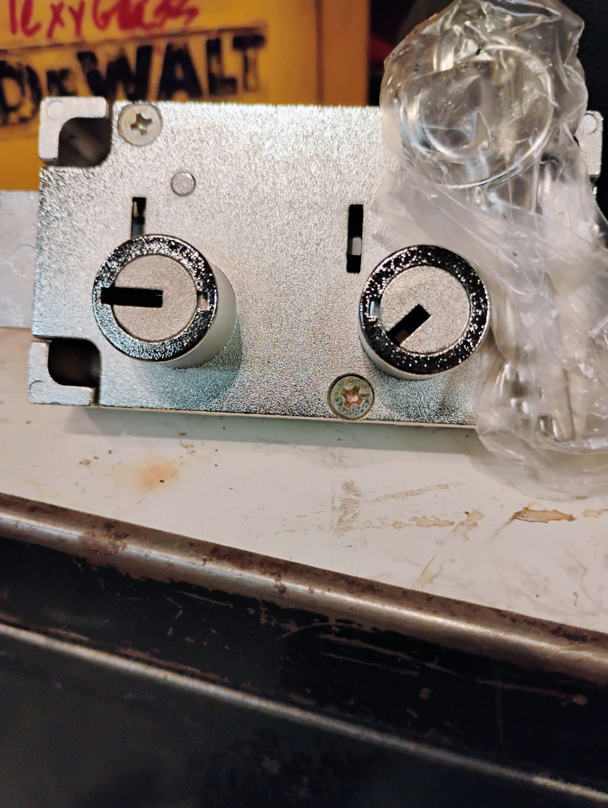 Gaurdian RH Safe deposit lock