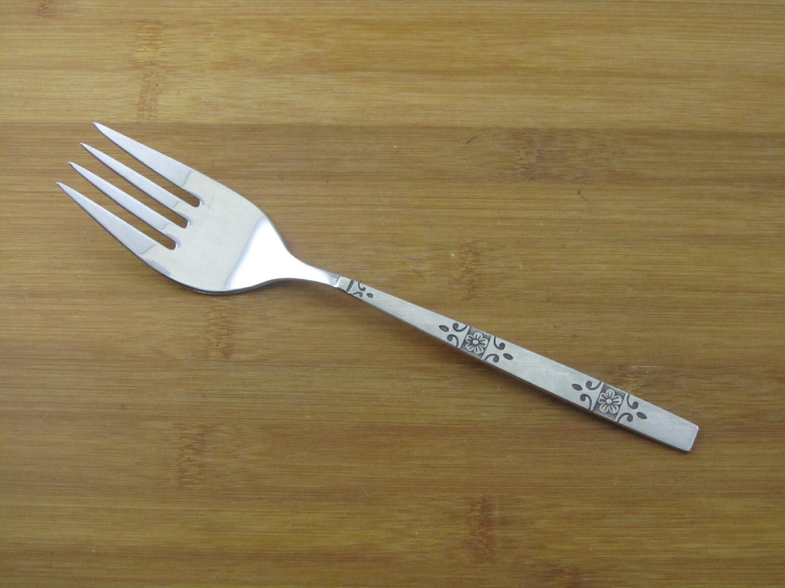Oneida ORLANDO Stainless Profile CHOICE Silverware Burnished Flatware