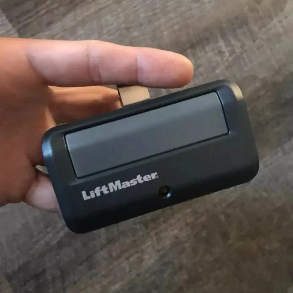 25 Pack 891 LM LiftMaster 1 Button Remote Control Garage Opener Security+2.0