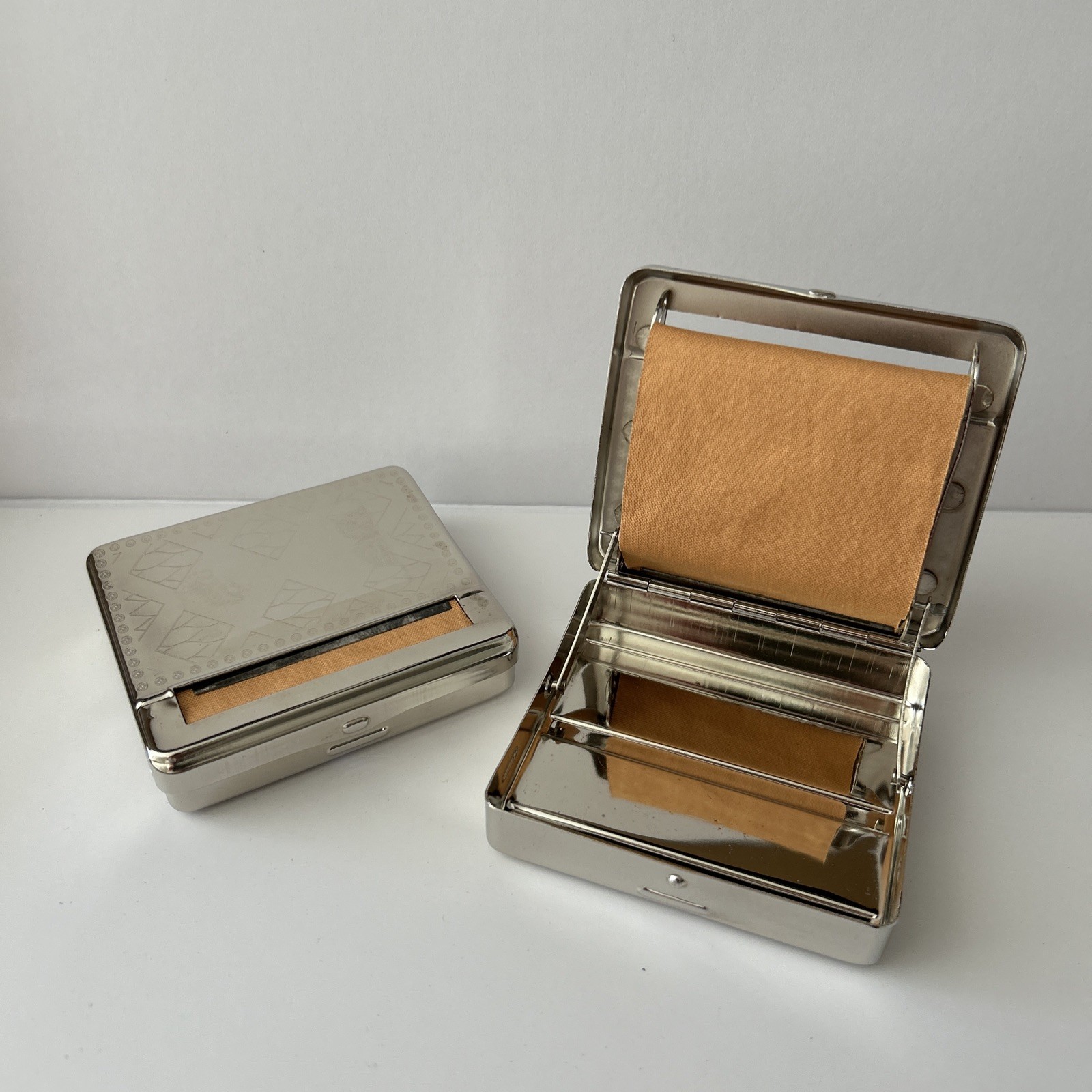 Automatic Tobacco Rolling Machine Tin Box SILVER COLOR (Chrome) NEW