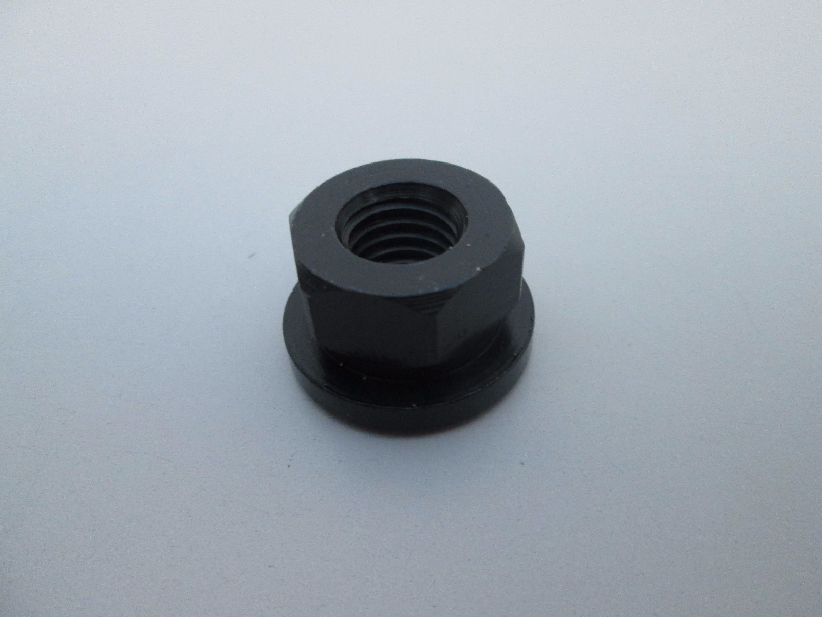 TE-CO 5/8-11 FLANGE NUT CASE HARDENED