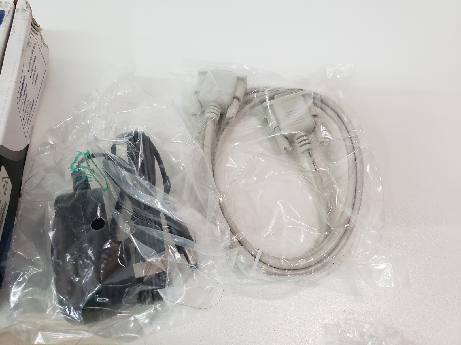 UNUSED - USR-TCP232-410S Serial Device Server Ethernet