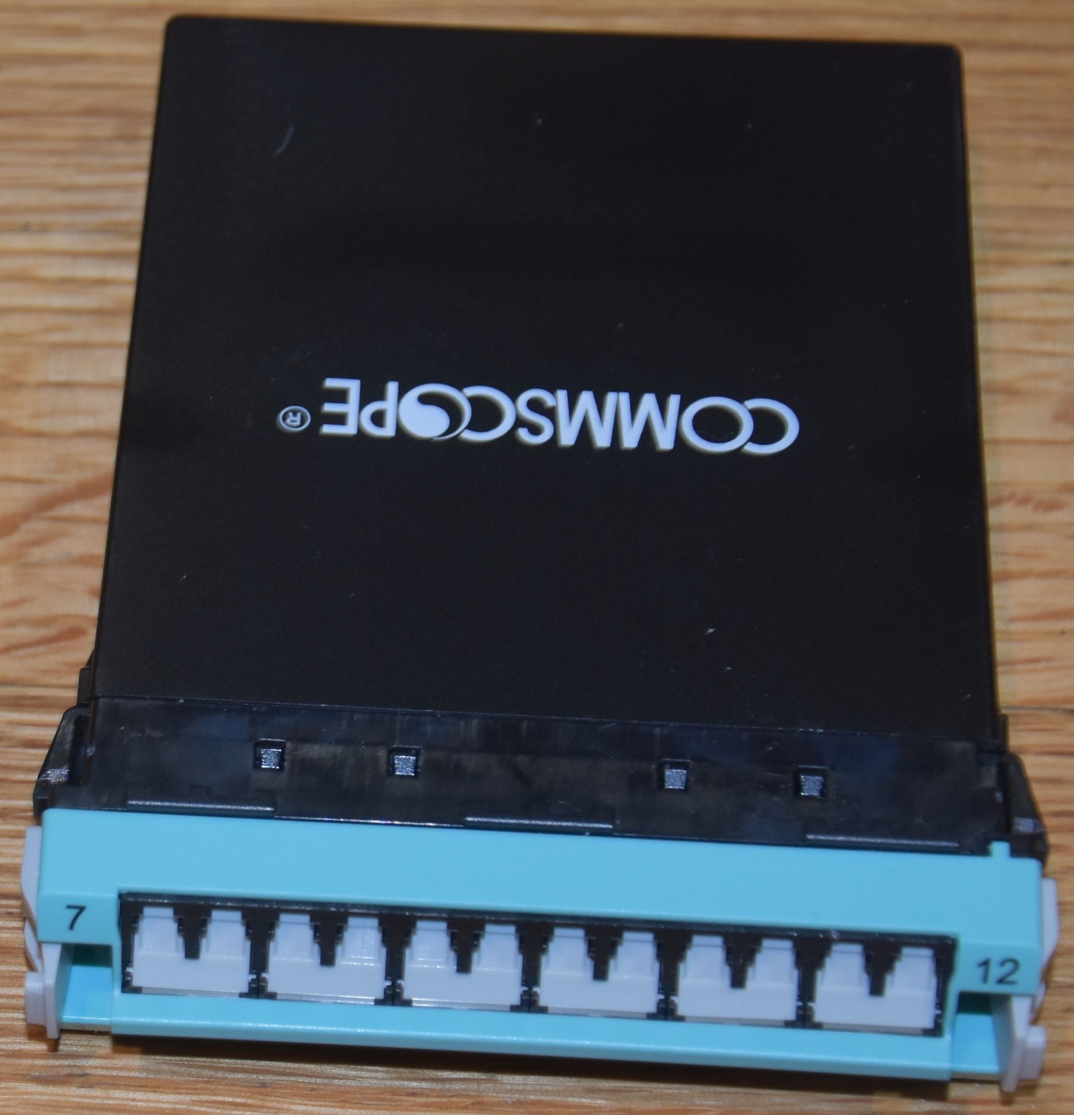 CommScope SYSTIMAX HD-1U Sliding Shelf w/ 4 24LC to 1X24F Multimode MPO Modules