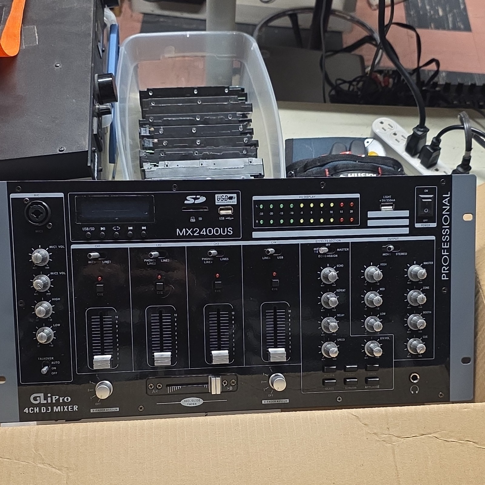 GLiPro MX2400US Rack-Mount DJ Mixer, 4-Channel, USB/SD, DSP Effects