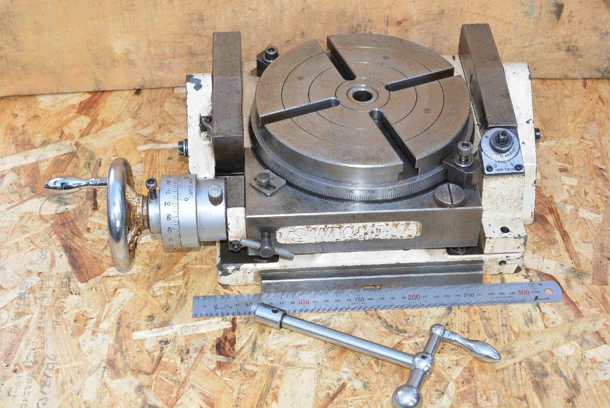 TSUDAKOMA TT-200 200mm Tilting Rotary Circular Table Indexing Machining Used