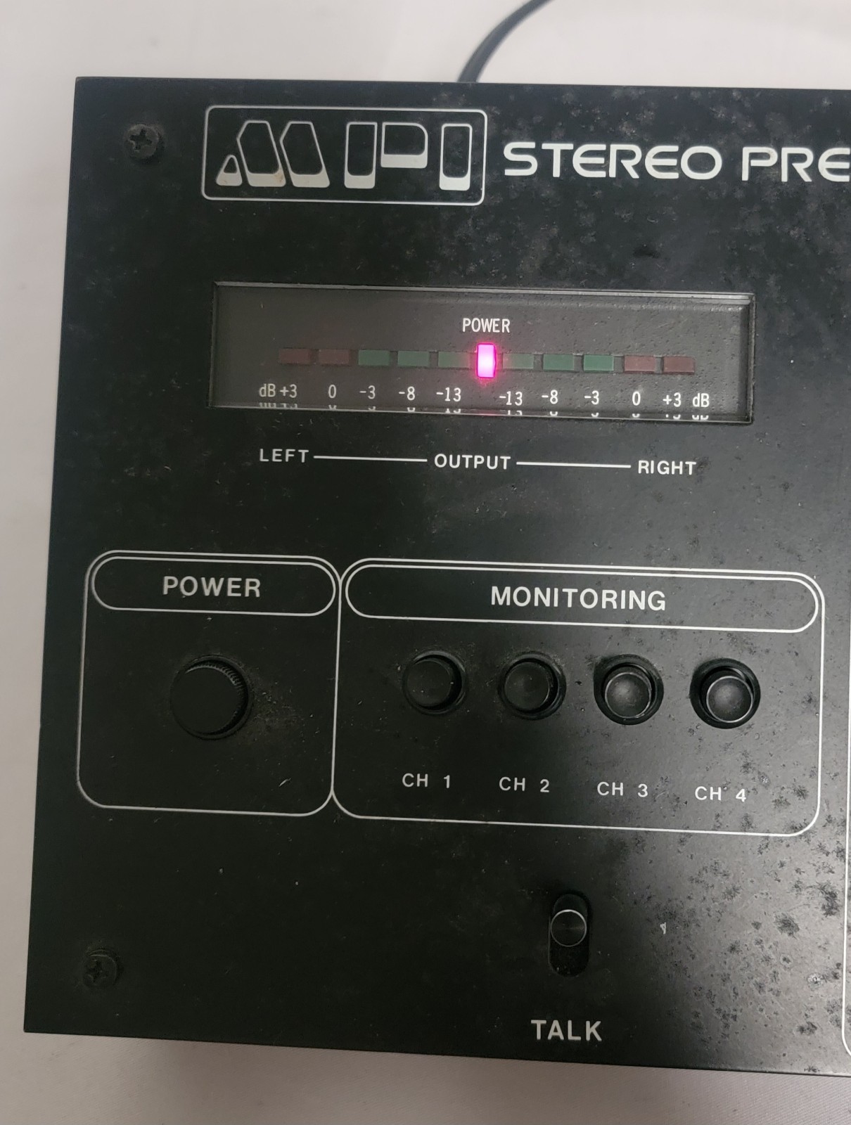 MPI Stereo Pre-Amp Universal Disco-Mic Mixer DJ-3000