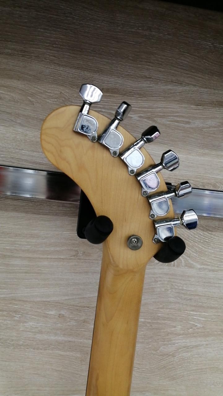 Fernandes Electric Guitar With Built-in Amplifier ZO-3 Used