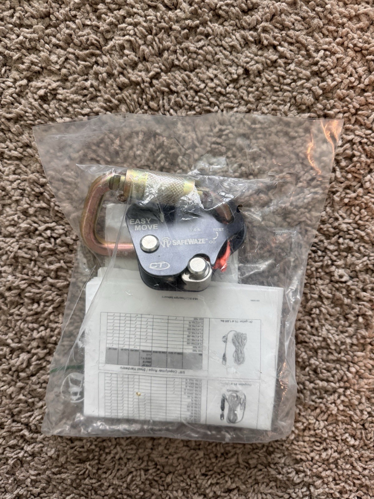 Safewaze Easy Move Fall Arrestor SW-EX8000K with Carabiner for 7/16" Rope