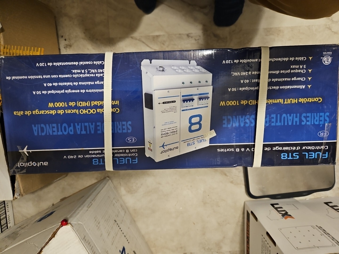 Autopilot Fuel ST8 240v Light Controller