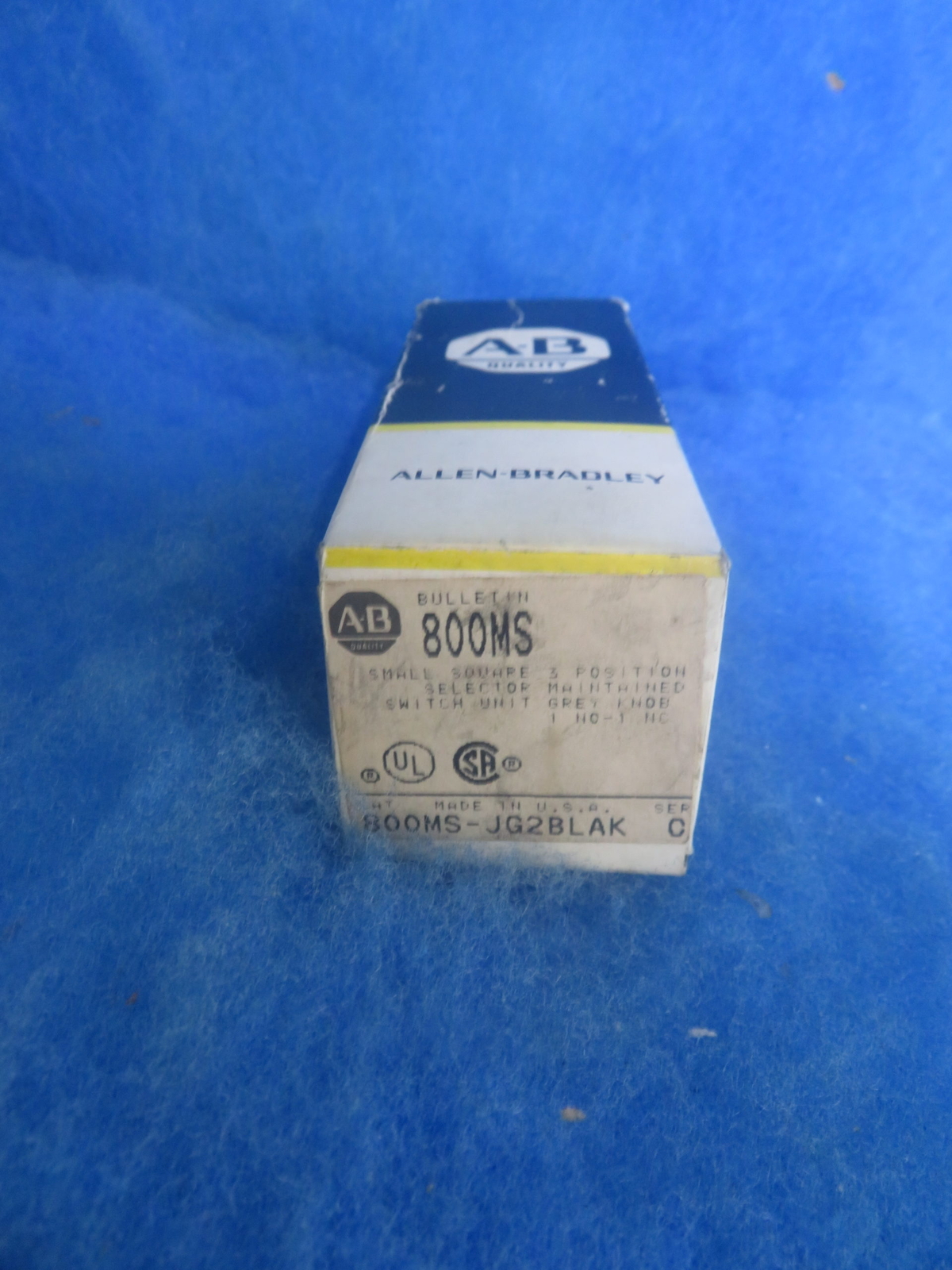 Allen Bradley 800MS-JG2BLAK Small Square Selector Switch + 1 Year Warranty