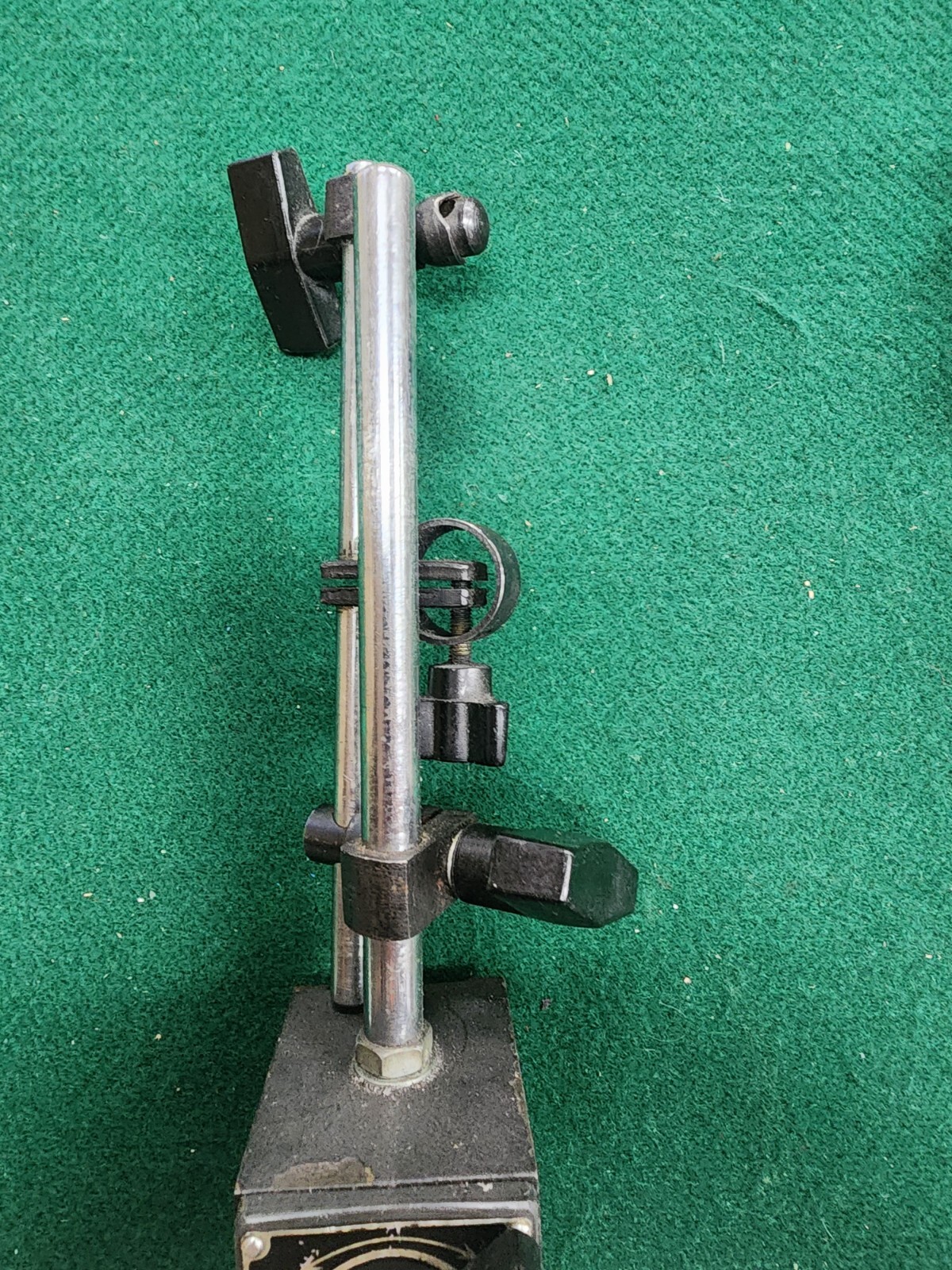 MAGNETIC BASE INDICATOR SATAND W/ 2 EXTRA ARMS